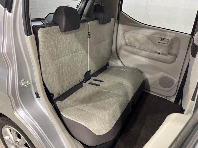 �L�X�Ƃ���2��ڃV�[�g�͋��Z���������A���S�n�����K!�F�B��Ƒ��Ƃ̂��o�����ɂ҂�����ł��B�x�r�[�V�[�g��`���C���h�V�[�g�g�p�������K�ɂ��߂�������������\���ȋ�Ԃ��m�ۂ��Ă��܂��B