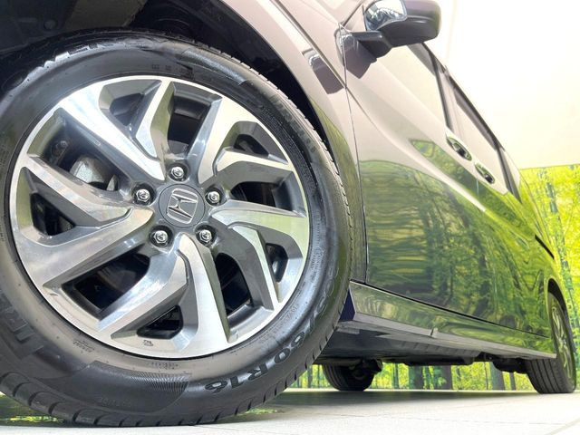 �y����16�C���`�A���~�z�C�[���z�O�ςɃ}�b�`���������A���~�z�C�[���𑕒����Ă���܂��B�e��ЊO�A���~�z�C�[����A�X�^�b�h���X�^�C�����戵�����Ă���܂��B���񂲑��k����������