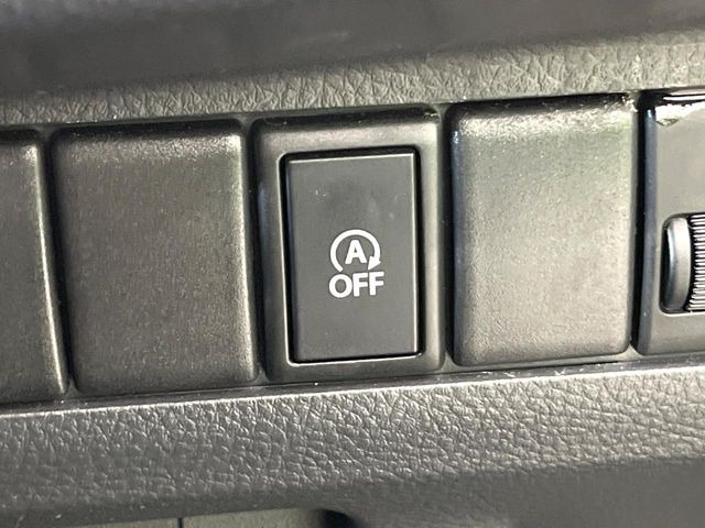 �y�A�C�h�����O�X�g�b�v�z�ԐM����a�؂Œ�Ԃ����ۂɃG���W�����~���A���ʂȔR���̏����}���܂��B�R��������ی�ɂȂ���@�\��G���W���̓u���[�L�𗣂��΍Ďn�����܂��B