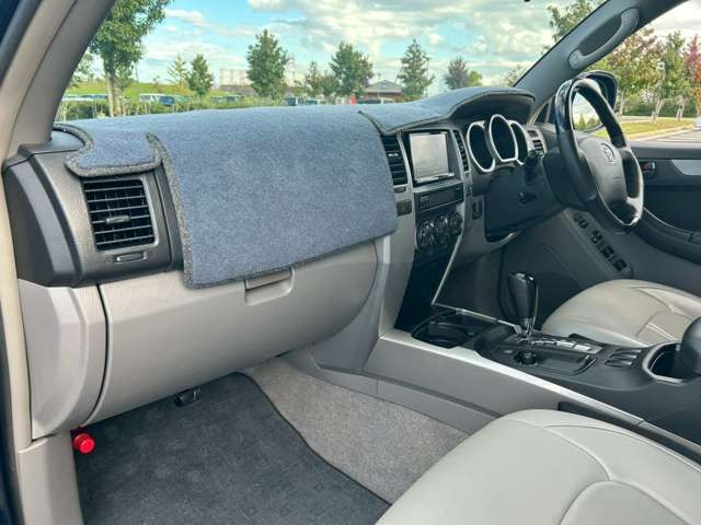 ���X�ł͂��_�񒸂��܂������q�l�Ƀh���C�u���R�[�_�[��K���X�R�[�e�B���O�{�H�ȂǁA���l�i��}���Ă��񋟂����Ē����Ă���܂��B�ڍׂ̓X�^�b�t�܂ł��C�y�ɂ��₢���킹���������܂��B