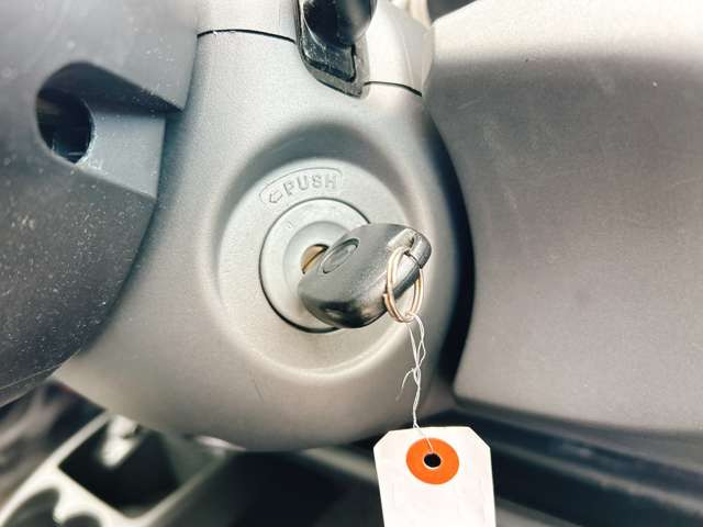 �y�L�[���X�G���g���[�z���ꂽ�ꏊ����h�A�̊J���ł��A�����^�b�`�Ŋy�X��荞�߂܂���