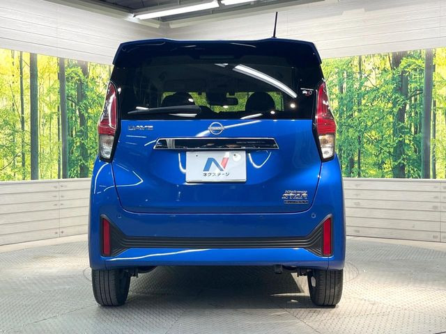 安心の最長10年・走行無制限保証(有償)をご用意。保証内容も充実はもちろん、無料点検&オイル交換や、年中無休の全国・24時間ロードサービスも付帯されておりますのでご安心下さい。