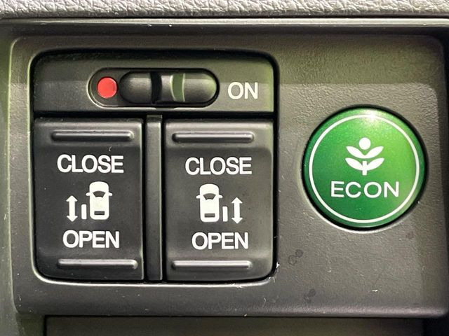 �y�����p���[�X���C�h�h�A�z�X�}�[�g�L�[��^�]�Ȃ̃X�C�b�`�Ō�ȗ����X���C�h�h�A�̊J���\���d��������͂����ăh�A���J����K�v�������A�����Ȃ��q�l�ł��ȒP�ɊJ���߂ł����K�ł���