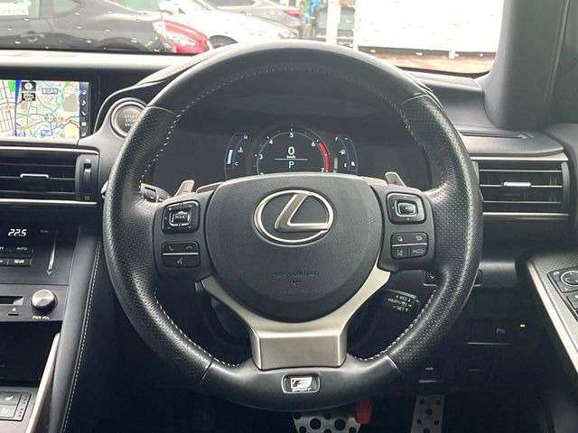 �y�v�����X�e�A�����O�z�㎿�Ȋv���g�p���邱�ƂŁA��ɂ����������݂ƂĂ��^�]���₷���n���h���ł���