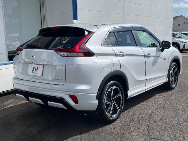 ☆全国のネクステージからお取り寄せが可能※!遠方の店舗に展示してあるクルマが気になる場合も、最寄りの店舗でご覧いただくことが可能です!是非私たちに要望をお聞かせください!※別途費用