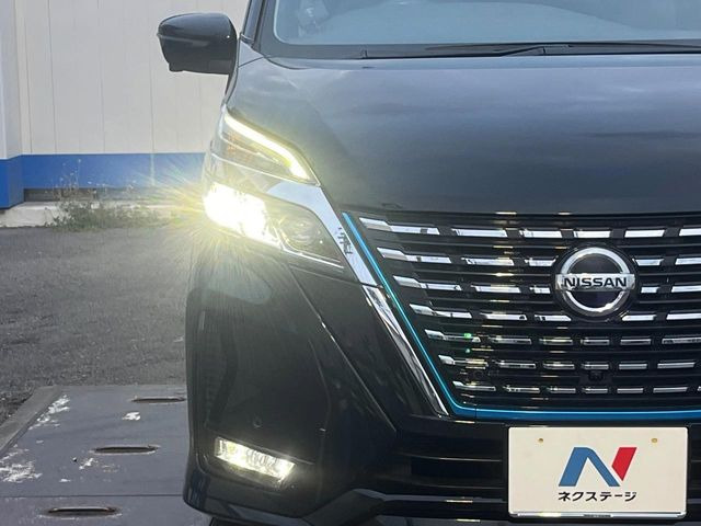 �yLED�w�b�h���C�g�z���V����ԑ��s�����ǍD�Ȏ��E���m�ۂ����S���ĉ^�]�ł��鍂�P�xLED�w�b�h���C�g�𑕔�!�_�����x�������A����d�͂��}�����Ă��܂��B