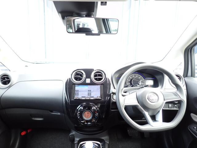 �C���p�l�摜�ɂȂ�܂��B�ԓ��͐��Ǝ҂ɂĎ����N���[�j���O�{�H�ς݂Ȃ̂ŁA��ϐ����ł��B