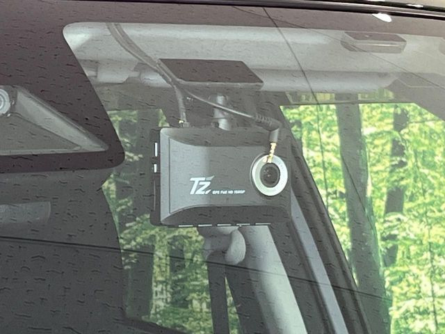 �y�h���C�u���R�[�_�[�z���S�E���S�ȃJ�[���C�t�ɕK�{�̃h���C�u���R�[�_�[�𑕔�!���s���͂������A������^�]�⎖�̂ɑ��������ۂ̏󋵂��f���ŋL�^���A����̃��X�N�ɔ����܂��B