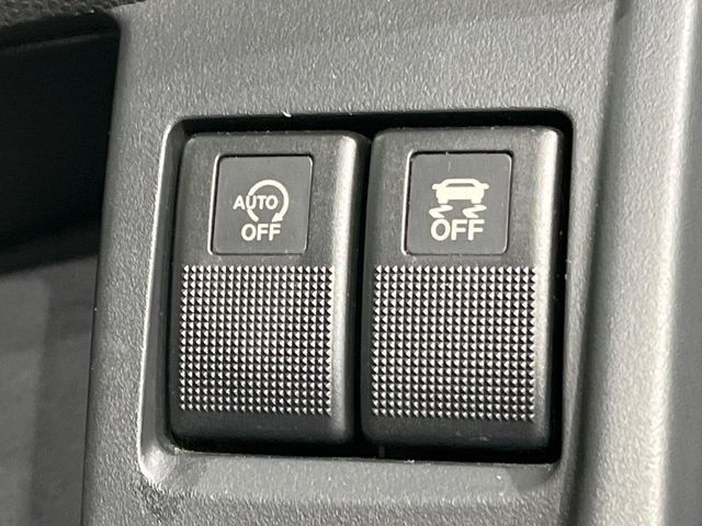 �y�A�C�h�����O�X�g�b�v�z�ԐM����a�؂Œ�Ԃ����ۂɃG���W�����~���A���ʂȔR���̏����}���܂��B�R��������ی�ɂȂ���@�\��G���W���̓u���[�L�𗣂��΍Ďn�����܂��B