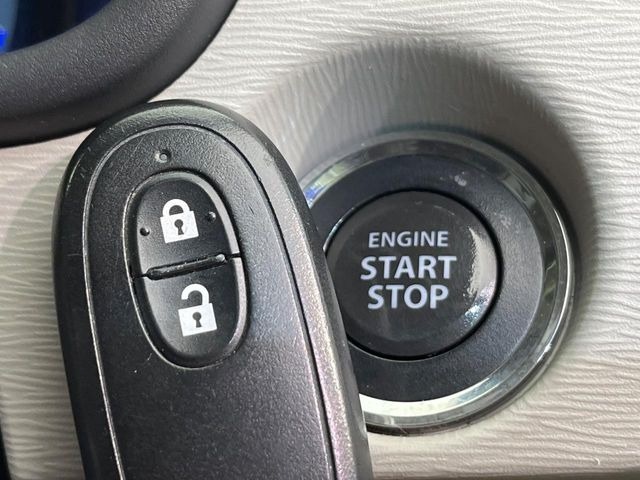 �y�L�[���X�X�^�[�g�V�X�e���z�J�o����|�P�b�g�ɓ��ꂽ�܂܂ł��h�A�̎{���E�������\�ȃX�}�[�g�L�[�𑕔��B�G���W���̃I���E�I�t�����J�M�����o���K�v����������Ƃ��Ă��֗��ł���