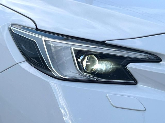 �yLED�w�b�h���C�g�z���V����ԑ��s�����ǍD�Ȏ��E���m�ۂ����S���ĉ^�]�ł��鍂�P�xLED�w�b�h���C�g�𑕔�!�_�����x�������A����d�͂��}�����Ă��܂��B