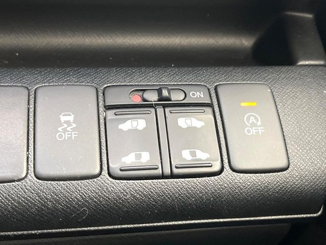 �y�����p���[�X���C�h�h�A�z�X�}�[�g�L�[��^�]�Ȃ̃X�C�b�`�Ō�ȗ����X���C�h�h�A�̊J���\���d��������͂����ăh�A���J����K�v�������A�����Ȃ��q�l�ł��ȒP�ɊJ���߂ł����K�ł���