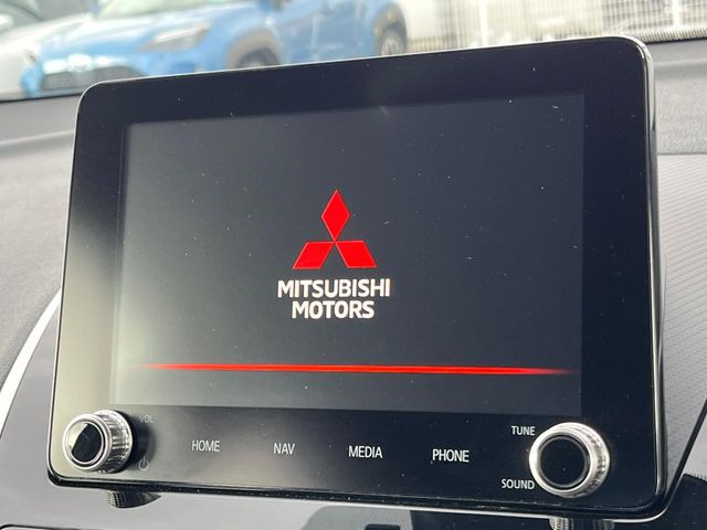 �y����8�^�i�r�z�l�C�̏����i�r�𑕔��B�I�[�f�B�I�@�\���[�����Ă���ABluetooth�ڑ�����΂������̃X�}�z��MP3�v���C���[�̉��y���Đ��\!�����̉^�]������Ɋy�����Ȃ�܂�!!