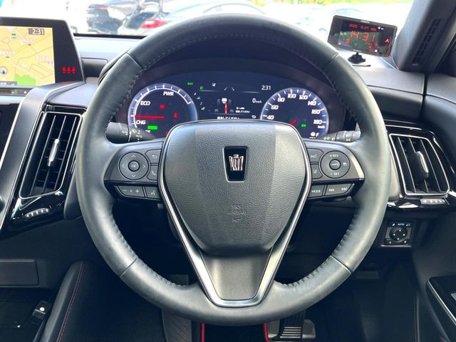 �y�����v�����X�e�A�����O�z�㎿�Ȋv���g�p���邱�ƂŁA��ɂ����������݂ƂĂ��^�]���₷���n���h���ł���