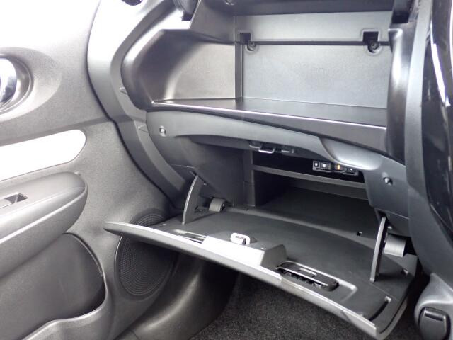 ���[�����Ղ�O���[�u�{�b�N�X�B