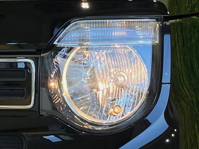 夜間や荒天時により良好な視界で安心な走行をご希望される方には【高輝度LEDヘッドライト】の取付がおすすめ!多くのお客様にご好評いただいております♪