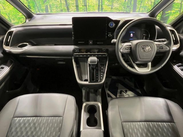 ノア1.8 ハイブリッド S-Z