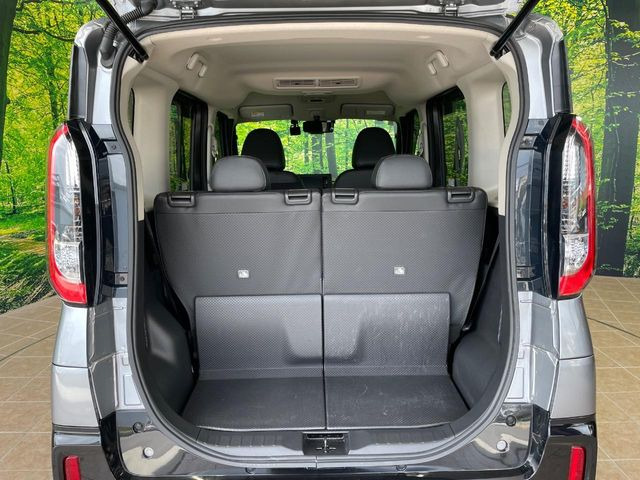 ���i�̂���������ʋ΁A���}���ɏ\���ȉ׎��X�y�[�X���m�ۂ��Ă���܂��B�Z�J���h�V�[�g��|���ƁA�傫�ȉו��̐ύڂ��\�ł���