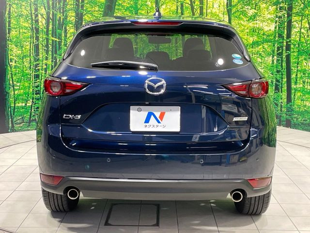 安心の最長10年・走行無制限保証(有償)をご用意。保証内容も充実はもちろん、無料点検&オイル交換や、年中無休の全国・24時間ロードサービスも付帯されておりますのでご安心下さい。