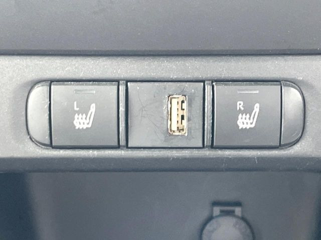 �y�V�[�g�q�[�^�[�z�������ɏd�󂷂�V�[�g�q�[�^�[!�G�A�R����葁�����܂��Ă����̂Ŋ�����̐l�����S�ł��ˁ�G�A�R���̉����͊������邩����A�Ƃ������ɂ����������߂ł��B