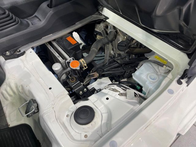 親切・丁寧な専門メカニックスタッフが応対!・車検・点検整備・事故等の修理などアフターサービスも安心。お車のカスタマイズもネクステージのサービススタッフまでご相談ください!