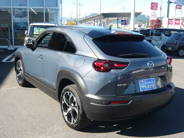 ���A�N�Z�X�͏�M�z���x��IC����Ԃ�10���B �x��IC���肽�M�������ɋȂ���A����254�o�C�p�X�ɓ˂����������M�������ɋȂ���,1km���i�񂾍����X�Y�L�̊Ŕ��ڈ�B�Ŋ��̉w�͏�B�����s�w�ł��B