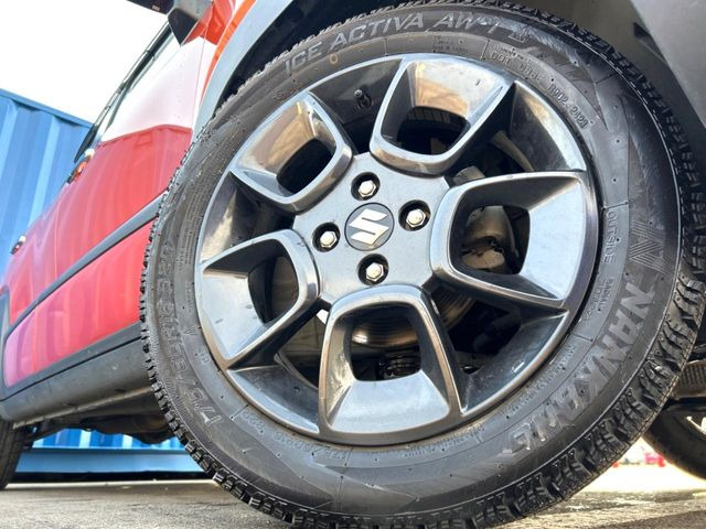 �y����16�C���`�A���~�z�C�[���z�O�ςɃ}�b�`���������A���~�z�C�[���𑕒����Ă���܂��B�e��ЊO�A���~�z�C�[����A�X�^�b�h���X�^�C�����戵�����Ă���܂��B���񂲑��k����������