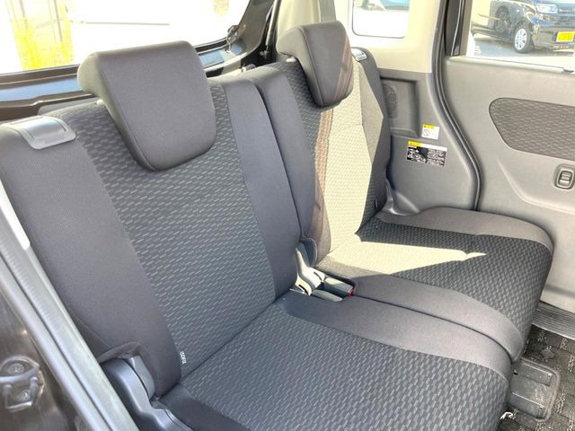 �L�X�Ƃ���2��ڃV�[�g�͋��Z���������A���S�n�����K!�F�B��Ƒ��Ƃ̂��o�����ɂ҂�����ł��B�x�r�[�V�[�g��`���C���h�V�[�g�g�p�������K�ɂ��߂�������������\���ȋ�Ԃ��m�ۂ��Ă��܂��B