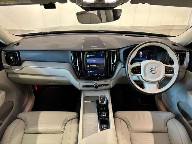 XC60アルティメット B5 AWD 4WD