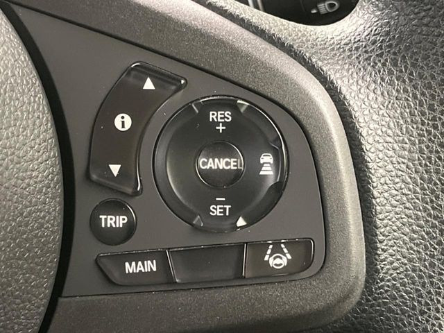 �y�A�_�v�e�B�u�N���[�Y�R���g���[���z�������H�ł̒��������s���y��!!�����ő��x��ۂN���[�Y�R���g���[�����A�Փˌy���V�X�e���ƘA�g���A�O���̎ԗ������m���ĎԊԂ�ۂ悤�ɑ��x���߂��Ă���܂�!!