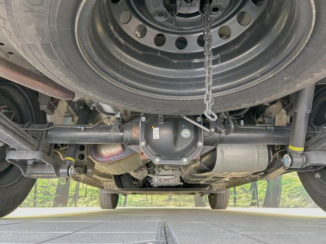 ����肪���ꂢ�Ȃ����ɁA�h�K���H�̎{�H���I�X�X���B�~��n��͂������A���ݕ��ɂ��Z���̕���A��Ń}�����E�E�B���^�[�X�|�[�c���������ɂ��D�]���������Ă���܂��B