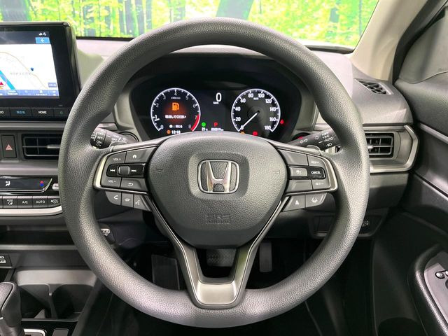 �y�X�G�[�h�X�e�A�����O�z����ɂ����f�ނ��̗p����A�O���b�v���\�ɗD�ꂽ�X�e�A�����O�ł��B�n���h�����O���̑��쐫�����サ�A���S�E���S�ȑ��s�ɍv�����܂��B���������ӂ�錩���ڂ������ł��ˁ�