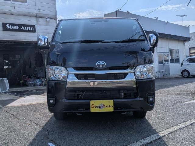 ハイエースバン