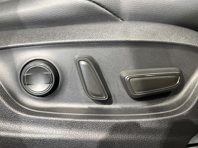 �y�p���[�V�[�g�z�X�C�b�`��ŊȒP�ɃV�[�g�̔��������\!�d��������͂�����܂���!���K�ȃV�[�g�|�W�V�����ɃZ�b�g���āA���K�ȃh���C�u�����y���݂��������B