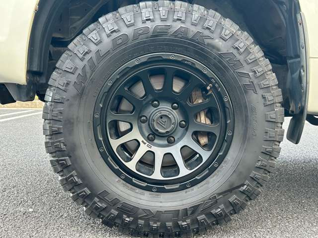 お電話・メールにてご質問・ご相談などお気軽にしてください^^もちろんご来店していただき、直接お車をご覧になってください。試乗もご対応させていただきますので、スタッフ一同お待ちしております。