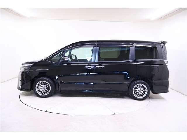 ヴォクシー1.8 ハイブリッド ZS 煌II