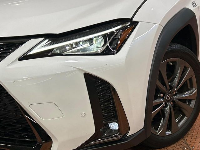 �yLED�w�b�h���C�g�z���V����ԑ��s�����ǍD�Ȏ��E���m�ۂ����S���ĉ^�]�ł��鍂�P�xLED�w�b�h���C�g�𑕔�!�_�����x�������A����d�͂��}�����Ă��܂��B