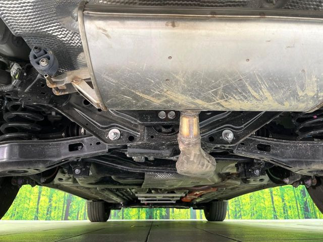 下回りがきれいなうちに、防錆加工の施工がオススメ。降雪地域はもちろん、沿岸部にお住いの方や、趣味でマリン・ウィンタースポーツをされる方にご好評いただいております。