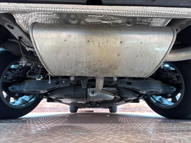 ����肪���ꂢ�Ȃ����ɁA�h�K���H�̎{�H���I�X�X���B�~��n��͂������A���ݕ��ɂ��Z���̕���A��Ń}�����E�E�B���^�[�X�|�[�c���������ɂ��D�]���������Ă���܂��B