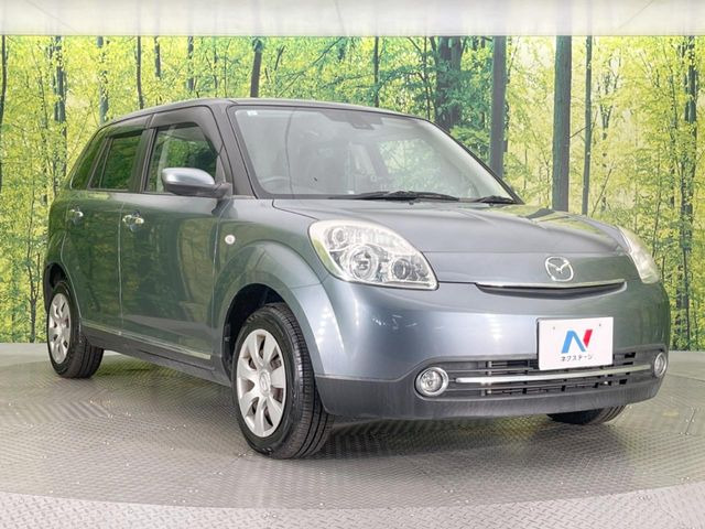 高透明度のガラス皮膜で撥水はもちろん、上質なツヤ・光沢を実現。紫外線や酸性雨から大切な愛車を保護し、色あせ・劣化を防止。「弾スプラッシュコート」、「弾プリミッサコート」からお選びいただけます。