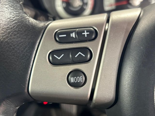 �y�X�e�A�����O�X�C�b�`�z�^�]���A�O������ڐ������炷���ƂȂ��A�I�[�f�B�I���̑��삪�\�ȕ֗��@�\!���S&���K�ȃh���C�u�����o���Ă���܂���