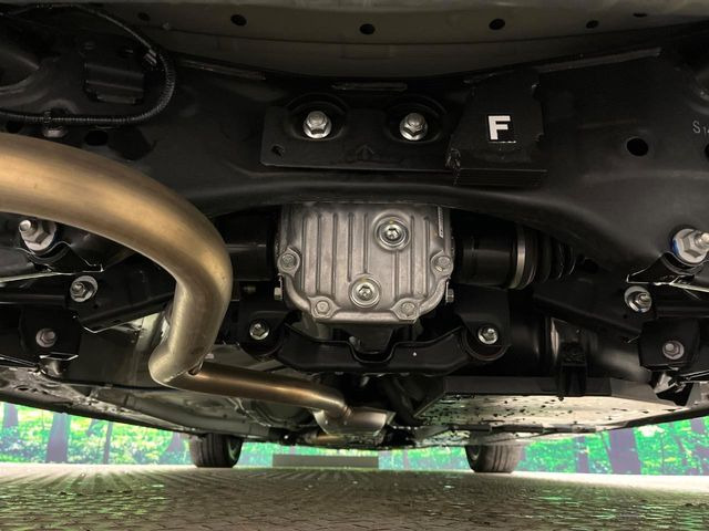 下回りがきれいなうちに、防錆加工の施工がオススメ。降雪地域はもちろん、沿岸部にお住いの方や、趣味でマリン・ウィンタースポーツをされる方にご好評いただいております。