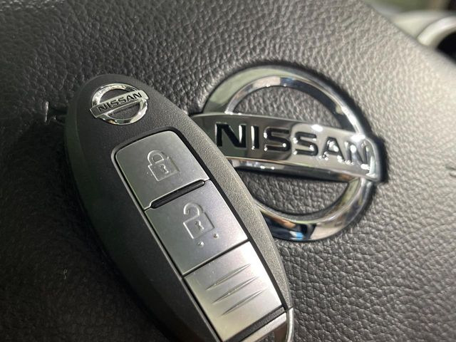 �y�C���e���W�F���g�L�[�z�J�o����|�P�b�g�ɓ��ꂽ�܂܂ł��h�A�̎{���E�������\�ȃX�}�[�g�L�[�𑕔��B�G���W���̃I���E�I�t�����J�M�����o���K�v����������Ƃ��Ă��֗��ł���