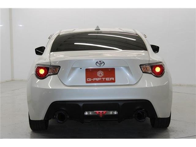 ���Ǝҗl�ւ̔̔��͂��f�肳���Ă��������܂��B �Ԍ������ԗ��̏ꍇ�́A�Ԍ����擾�������x�������z�ŕ\�����Ă���܂��B