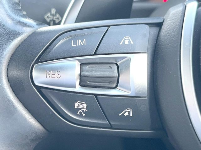 ●アクティブクルーズコントロール:前の車との車間距離を一定にとりつつ、一定速度で自動走行してくれる次世代のクルーズコントロール!主に高速道路や自動車専用道路で使用する便利な機能です!