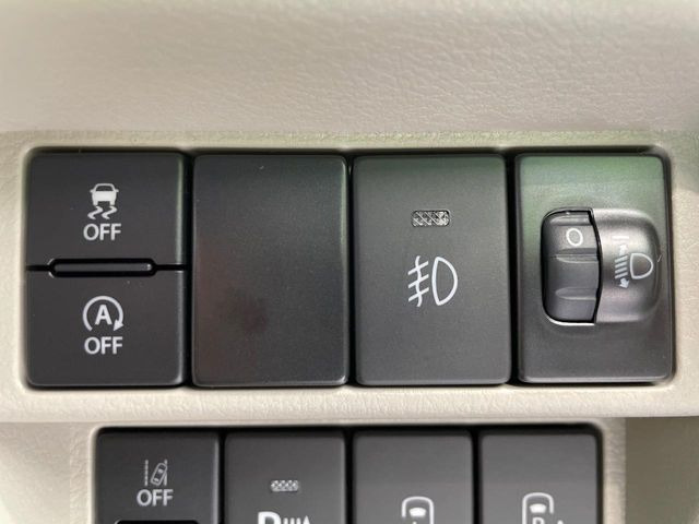 �y�A�C�h�����O�X�g�b�v�z�ԐM����a�؂Œ�Ԃ����ۂɃG���W�����~���A���ʂȔR���̏����}���܂��B�R��������ی�ɂȂ���@�\��G���W���̓u���[�L�𗣂��΍Ďn�����܂��B