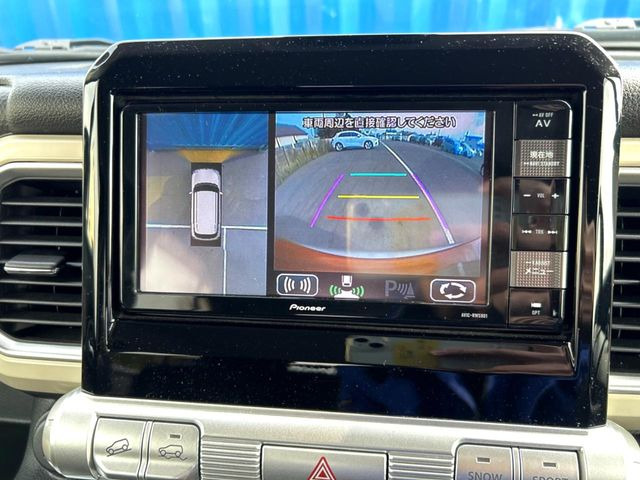 �y�S���ʃ��j�^�[�p�J�����z��p�̃J�����ɂ��A�ォ�猩���낵���悤�Ȏ��_��360�x�N���}�̎��͂��m�F���邱�Ƃ��ł��܂������p�������m�F���₷���A�����ꏊ�ł̐؂�Ԃ��⒓�Ԃ��X���[�Y�ɍs���܂��B