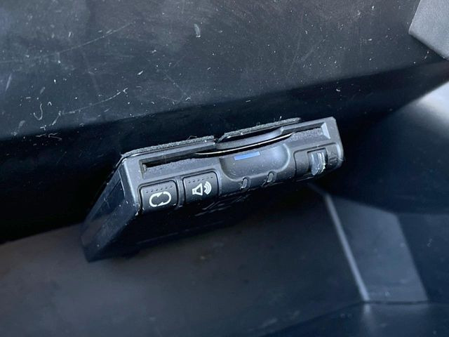 【ETC】高速道路の料金所をストレスなく通過!話題のスポットやサービスエリアに多い「スマートIC」利用時は必須のアイテムです。当店でセットアップを実施、ご納車当日からすぐにご利用いただけます!