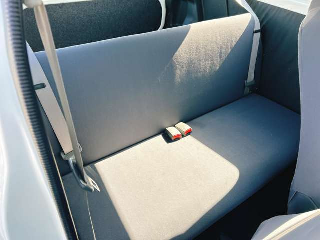 ���Ђł͌��I�������Ԃ𖈌���ʂɎd������s�Ȃ��A�����߂₷�����i�ł��񋟂��Ă���܂���