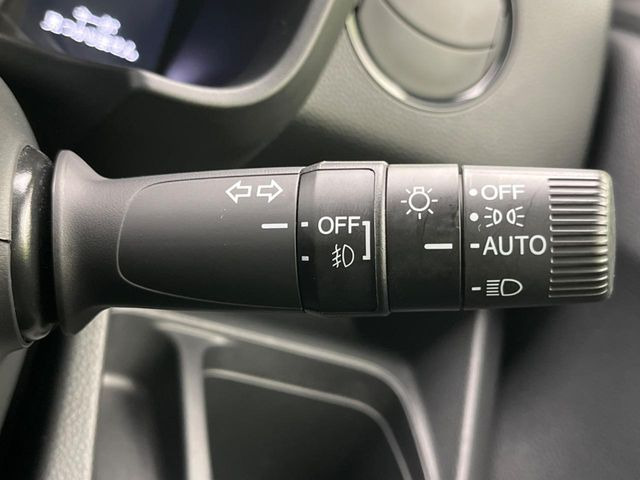 �y�I�[�g���C�g�z����̖��邳�ɉ����Ď����Ńw�b�h���C�g�̓_���E�������ł���@�\�ł�!���C�g�̕t���Y��E�����Y��Ȃǂ������Ȃ�A�J�̓���[���̑��s�����S!�g���l���ʉߎ����֗��ł��ˁ�